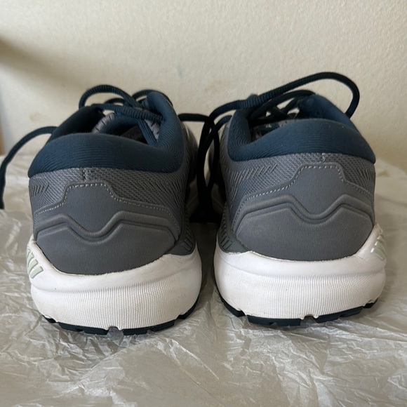 Brooks Addiction GTS 15 - Picture 5 of 6